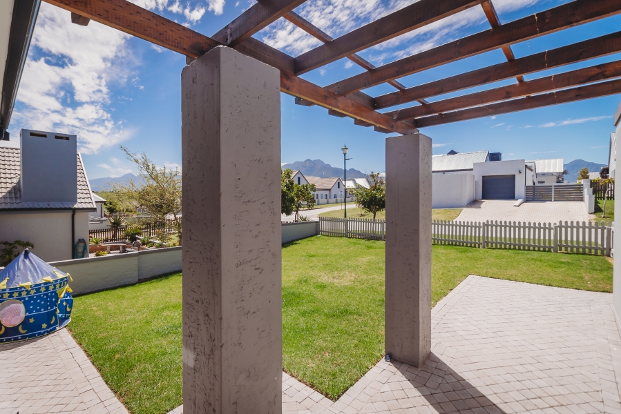 3 Bedroom Property for Sale in Blue Mountain Village Western Cape